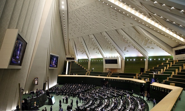 بررسی لایحه دو فوریتی تشکیل وزارت بازرگانی در دستور کار مجلس قرار گرفت