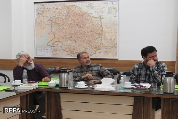 نشست ستاد اجرایی یازدهمین جشنواره استانی شعر دفاع مقدس و مقاومت در مشهد برگزار شد