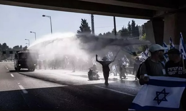 پیوستن پزشکان و کادر درمان به صف معترضان علیه نتانیاهو