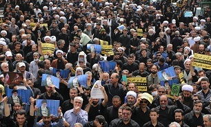 راهپیمایی نمازگزاران جمعه قم در محکومیت اهانت به قرآن