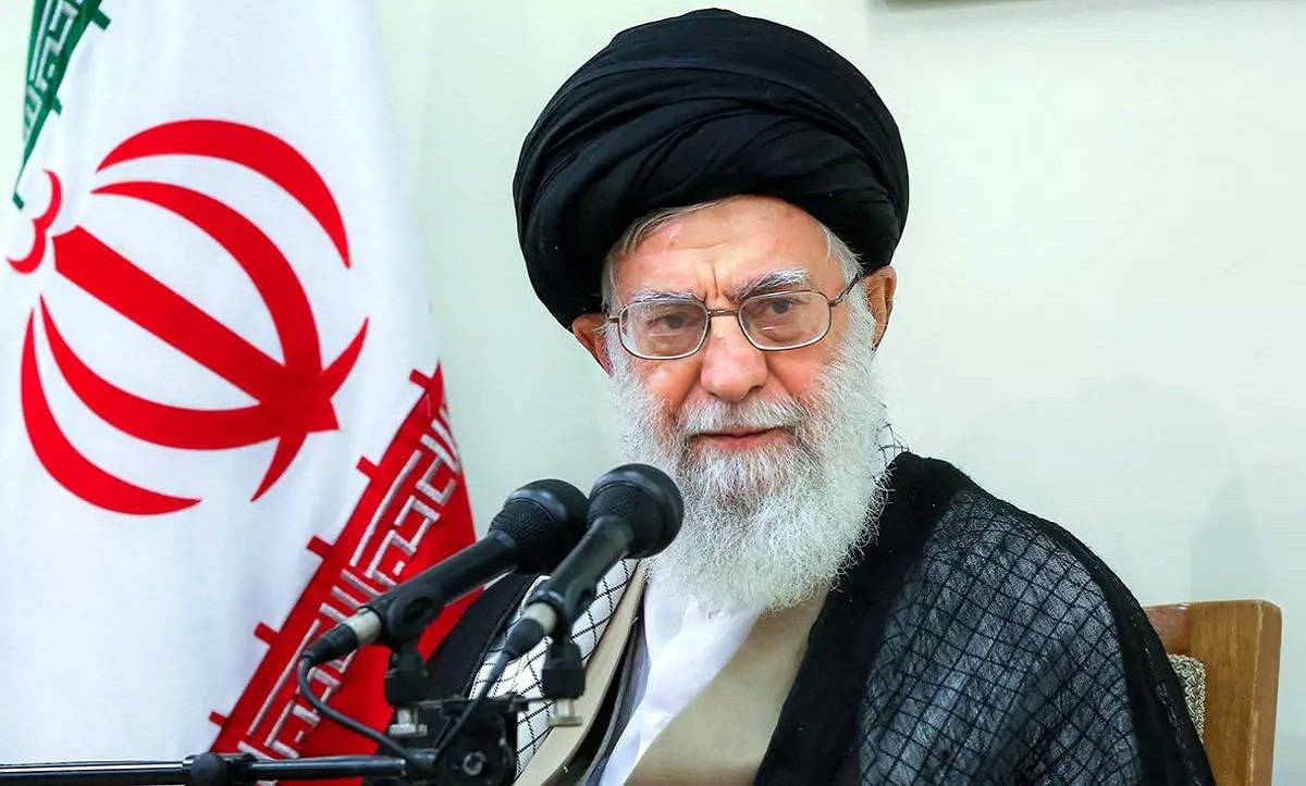 امام خامنه‌ای: اشد مجازات برای عامل جسارت به ساحت قرآن مجید مورد اتفاق همه علمای اسلام است