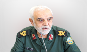 تاکتیک دشمن، ترکیب سه شکاف فرهنگی، طبقاتی و اعتقادی علیه ما است