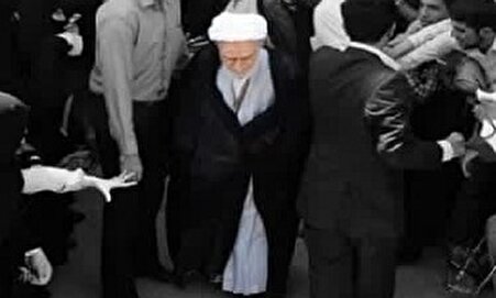 فوتوتیتر/ بندگی خدا