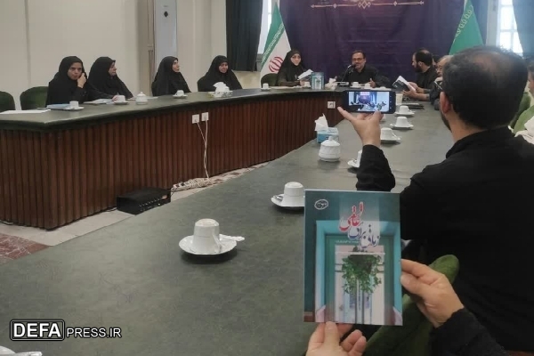 برگزاری نشست ادبی شمس در مشهدالرضا+ تصاویر