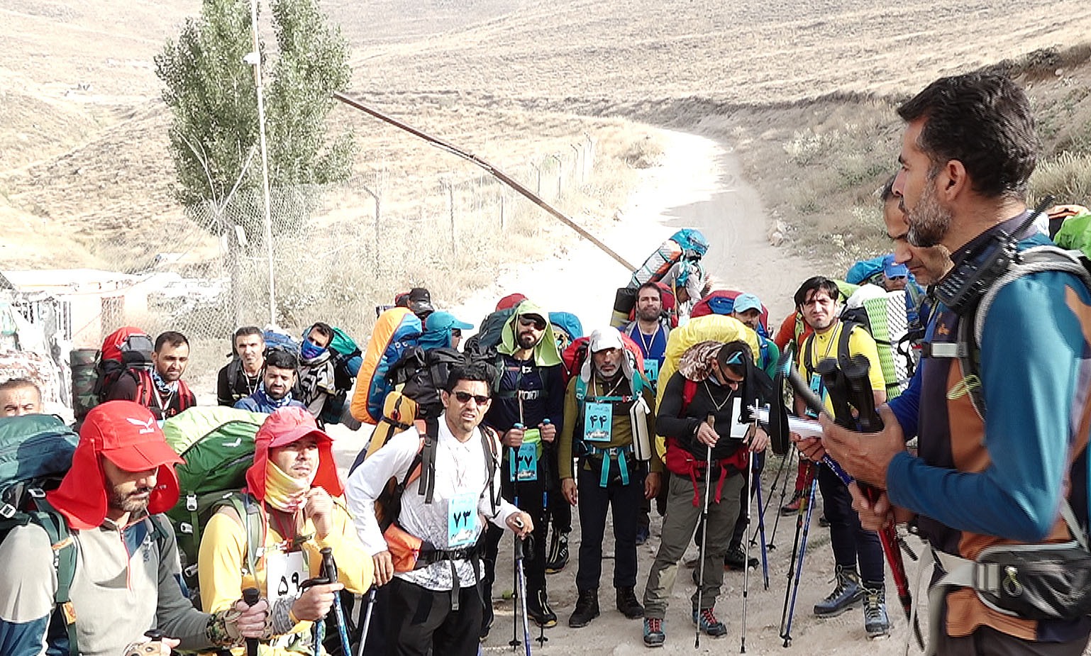 صعود پاسداران کوهنورد به قله دماوند