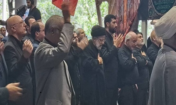 حضور حجت‌الاسلام رئیسی در اجتماع عزاداران حسینی در مصلای نماز جمعه دانشگاه تهران