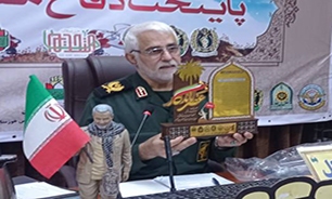 رونمایی از لوح و تندیس اهدایی به پیشکسوتان دفاع مقدس در خوزستان