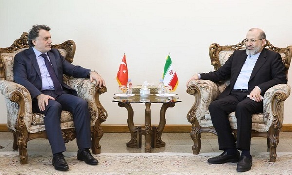 دیوان محاسبات از گسترش همکاری‌ با ترکیه حمایت می‌کند