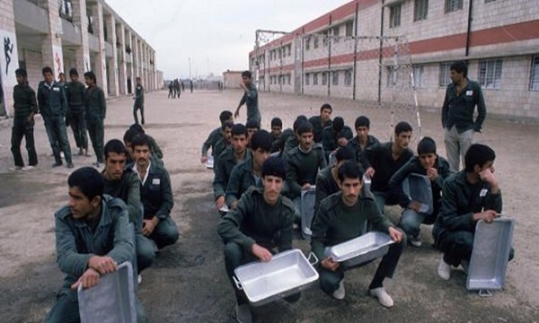 صبحانه اسارتگاه همین لیوانی بود که سرکشیدی
