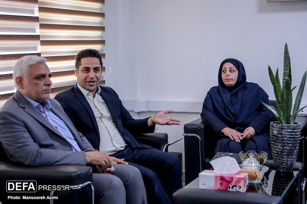 شهردار ناحیه 3 تهران از خبرگزاری دفاع مقدس بازدید کرد