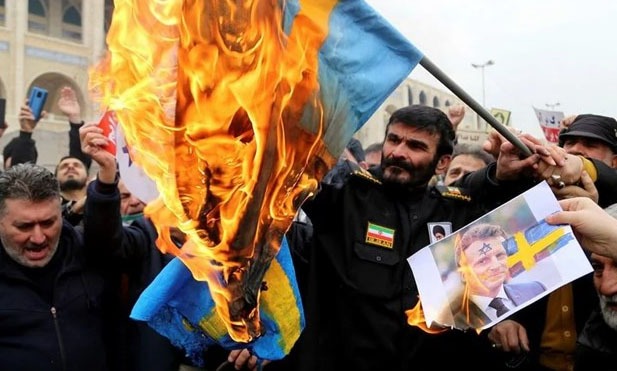 سوئد در توجیه هتاکی به قرآن، به ایران و روسیه اتهام‌زنی کرد