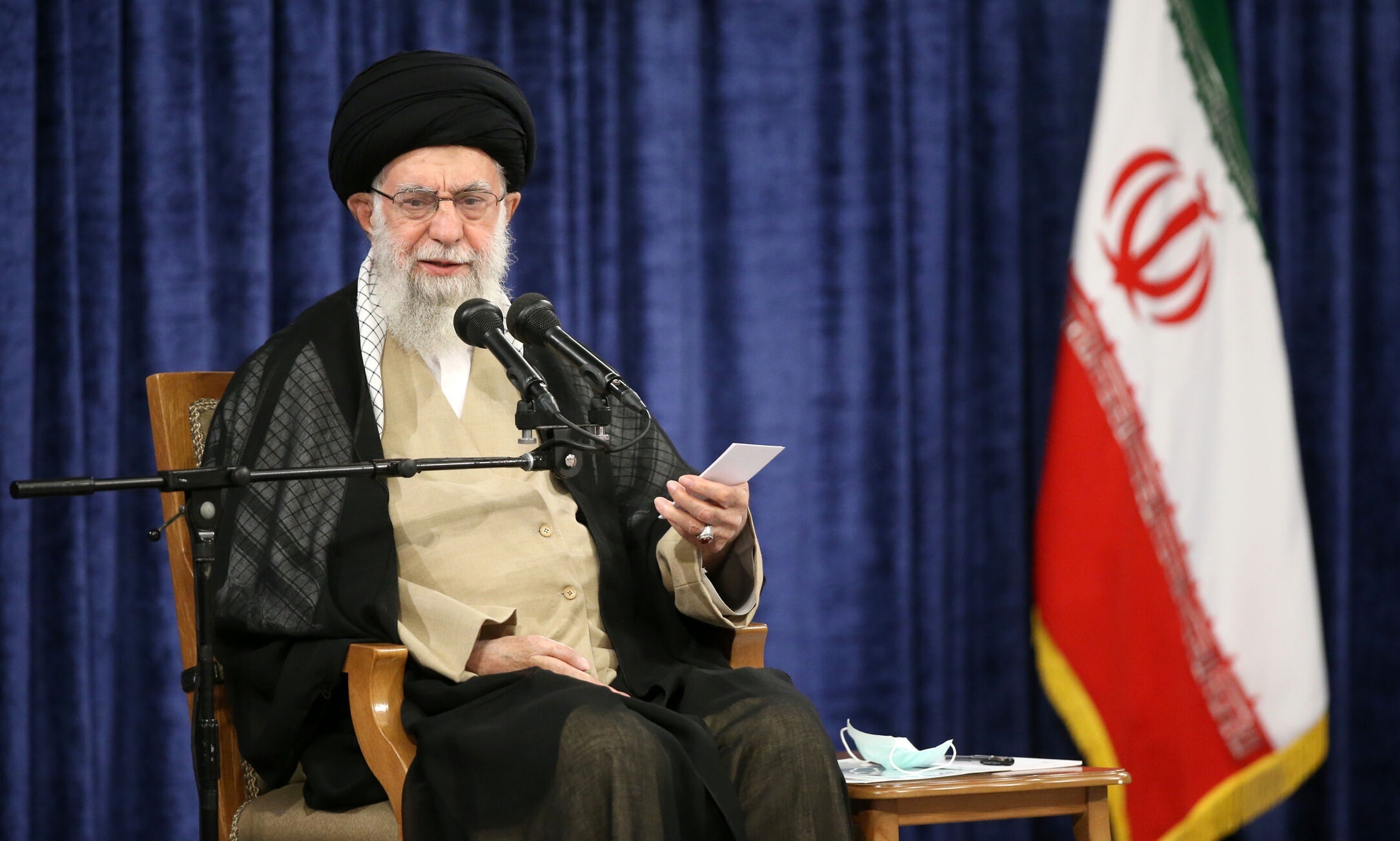 امام خامنه‌ای: اسم رمز دولت‌ها باید کسب رضای الهی و کار برای مردم باشد/ مهم‌ترین شاخص خنثی‌سازی تحریم‌ها، کاهش تورم است