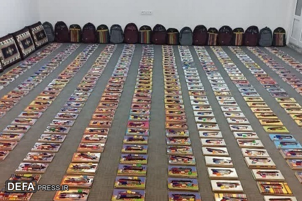 اهدای ۵۰۰ بسته لوازم تحریر به دانش‌آموزان نیازمند تربت جام + تصاویر