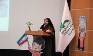 نخستین گردهمایی نوه‌های شهید در همدان برگزار شد