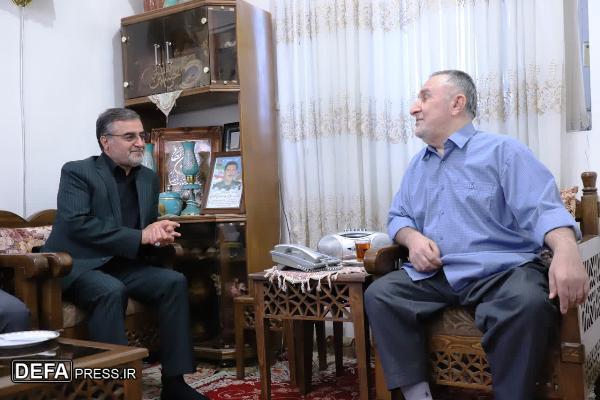 استاندار مازندران با جانباز ۷۰ درصد بهشهری دیدار کرد+ تصاویر