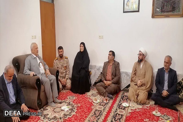 مسئولان جهاد کشاورزی استان مازندران با خانواده شهید «بسطامی» دیدار کردند+ تصاویر