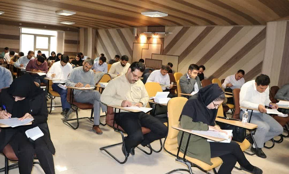 برگزاری آزمون اختبار کانون وکلای دادگستری در همدان
