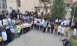 تجمع کادر درمان بیمارستان امام خمینی (ره) ارومیه در حمایت از مردم غزه