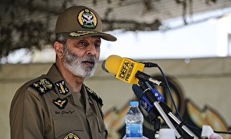 فوتوتیتر/ دانشجویان دانشگاه‌های افسری ارتش دژ‌های پولادین امت اسلام هستند
