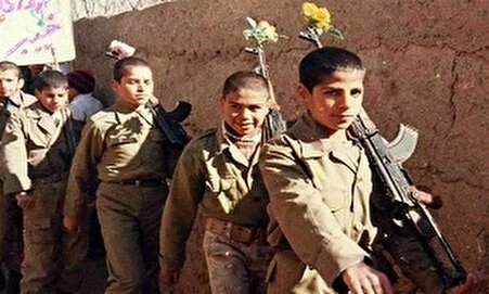 فیلم/ صحبت‌های رزمنده ۱۴ ساله در دفاع مقدس