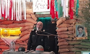 روحیه انقلابی و اقدام جهادی کلید حل مشکلات/دشمن در فضای مجازی تغییر باور‌ها و ارزش‌ها را هدفگذاری کرده است