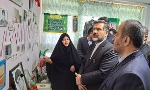 وزیر ارشاد از موزه شهید «رئوفی‌فرد» در «بیرجند» بازدید کرد