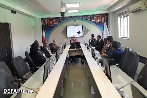 جلسه کار گروه نظارت بر تولید و نشر آثار ادبی و تاریخی دفاع مقدس و مقاومت در کرمان برگزار شد