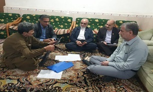 دیدار مدیرکل بنیاد شهید و امور ایثارگران استان سیستان و بلوچستان با جانباز «دامنی» در کنارک