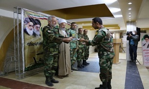 سربازان برگزیده شانزدهمین جشنواره «حضرت علی‌اکبر(ع)» در کرمان تجلیل شدند