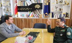 دیدار مدیرکل حفظ آثار دفاع مقدس آذربایجان غربی با رئیس حوزه هنری استان