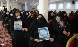 حضور خواهران شهدای قزوین در همایش «خواهران خورشید»/// عکس خبر اصلاح شود/// با تشکر