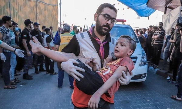 ۲۶ شهید و ۱۰۰ زخمی در بمباران یک تقاطع در غزه