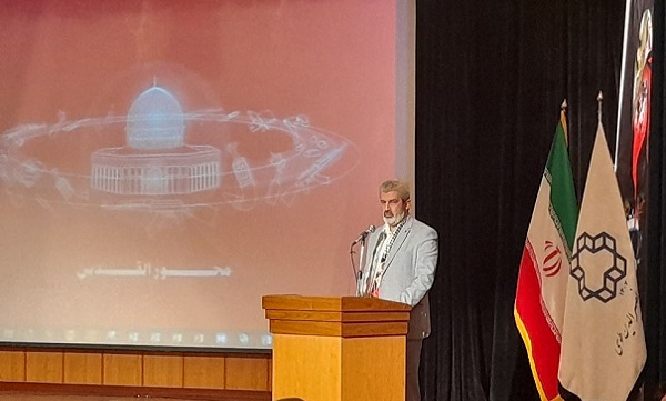 دانشگاه‌های ایران در مقابل ظالم می‌ایستند و از مظلوم دفاع می‌کنند