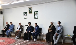اداره نماز در مدارس به دانش آموزان واگذار شود