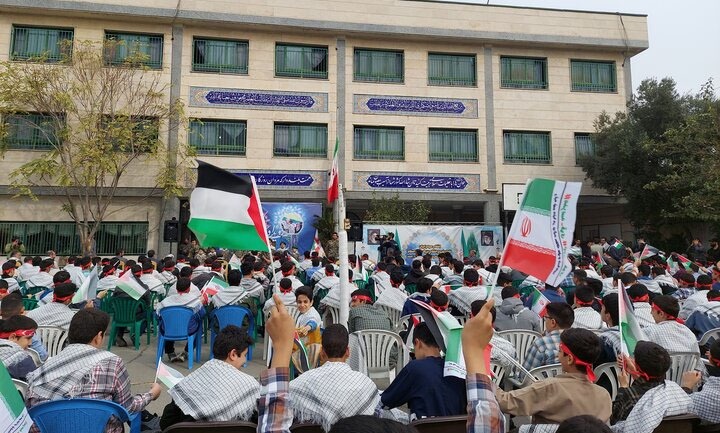 آیین افتتاحیه ۱۳۵۸ پایگاه بسیج دانش آموزی در مدارس غیر دولتی برگزار شد