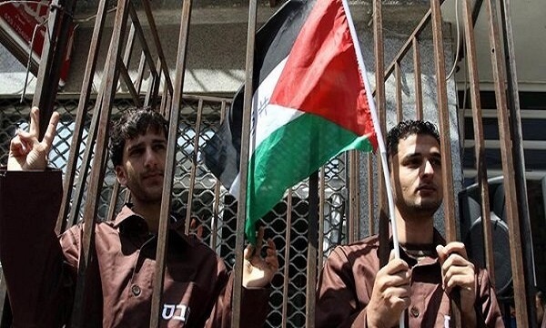 انتشار اسامی ۳۰۰ اسیر فلسطینی که قرار است طبق توافق آزاد شوند