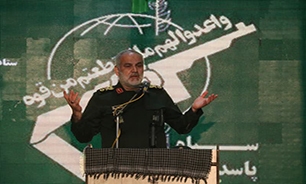 جمهوری اسلامی تنها حکومتی است که در دویست سال گذشته تمامیت ارضی کشور را حفظ کرده است
