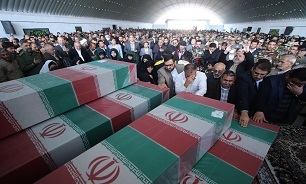 مراسم استقبال از 8شهید گمنام دفاع مقدس در شیراز برگزار شد