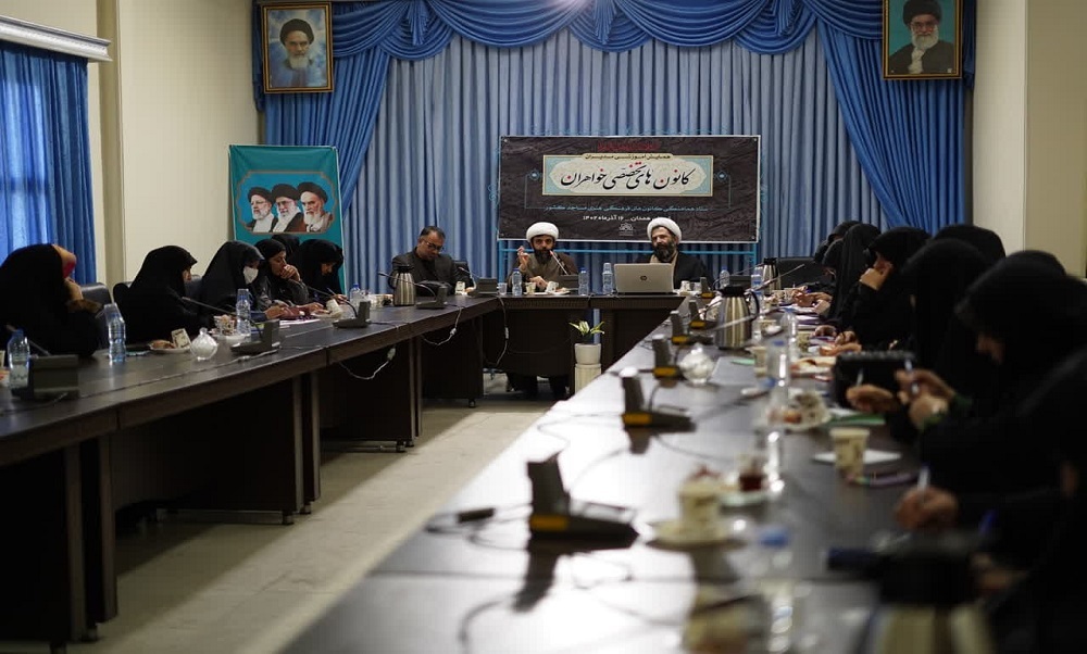 مبنای فعالیت کانون‌های تخصصی خواهران مساجد تربیت‌محوری است