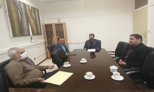 نشست هم‌اندیشی کمیته تالیف کنگره ملی 24 هزار شهید خوزستان در اهواز