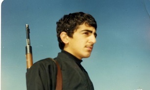 همیشه یاور امام باشید