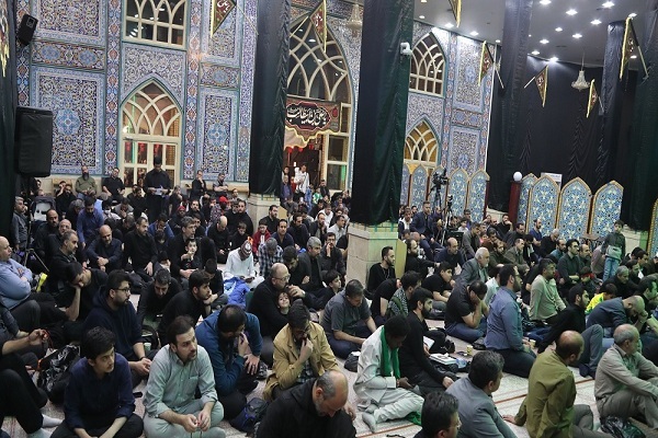 آیین احیای شب نوزدهم ماه رمضان در موزه ملی انقلاب اسلامی و دفاع مقدس+ تصاویر