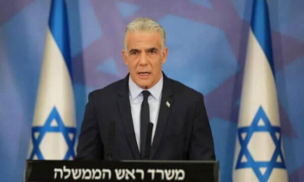 نخست‌وزیر پیشین رژیم صهیونیستی: همه‌چیز اطراف و داخل اسرائیل در حال فروپاشی است