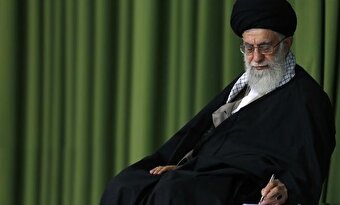 تسلیت امام خامنه‌ای درپی درگذشت همسر نماینده همدان در مجلس خبرگان