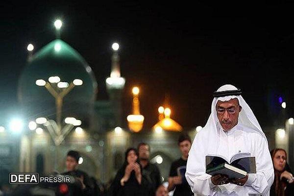 تشرف سالانه بیش از پنج میلیون زائر غیر ایرانی به حرم مطهر رضوی