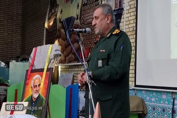 شهید «سلیمانی» برای همه ملتها یک مجاهد و مکتب است شهید «سلیمانی» برای همه ملتها یک مجاهد و مکتب است