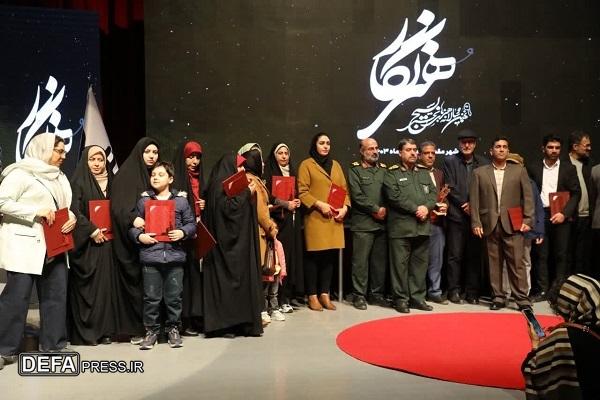 نهمین دوسالانه هنر‌های تجسمی (هنرنگار) هنرمندان برگزیده خود را شناخت