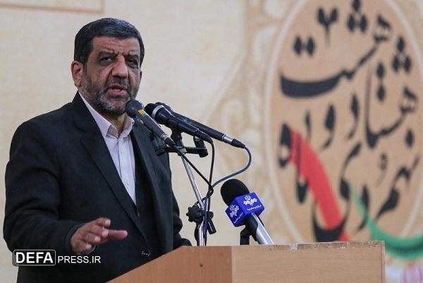 ضرغامی: «طالب‌زاده» با تسلط بر رسانه کمک‌رسان انقلاب بود