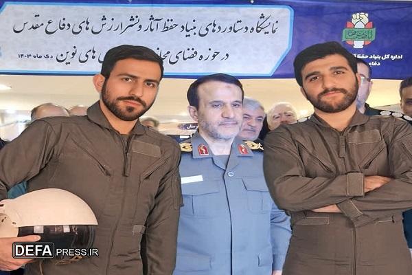 سلفی سردار «کارگر» با خلبانان شهید کشوری و شیرودی+ عکس