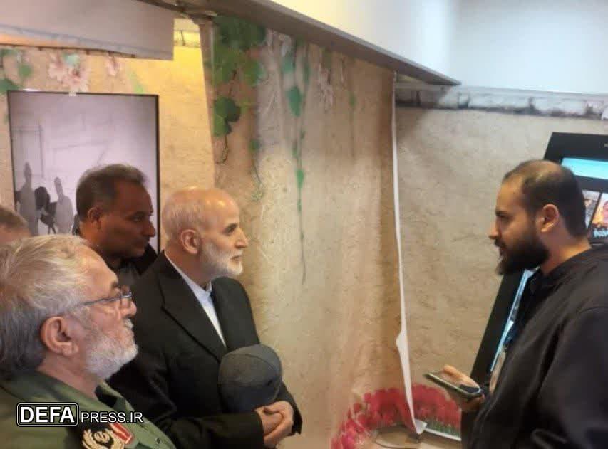 بازدید جانشین نظامی دفتر مقام معظم رهبری از غرفه یزد در نمایشگاه دستاوردهای بنیاد حفظ آثار در حوزه فضای مجازی+ تصاویر بازدید جانشین نظامی دفتر مقام معظم رهبری از غرفه یزد در نمایشگاه دستاوردهای بنیاد حفظ آثار در حوزه فضای مجازی+ تصاویر